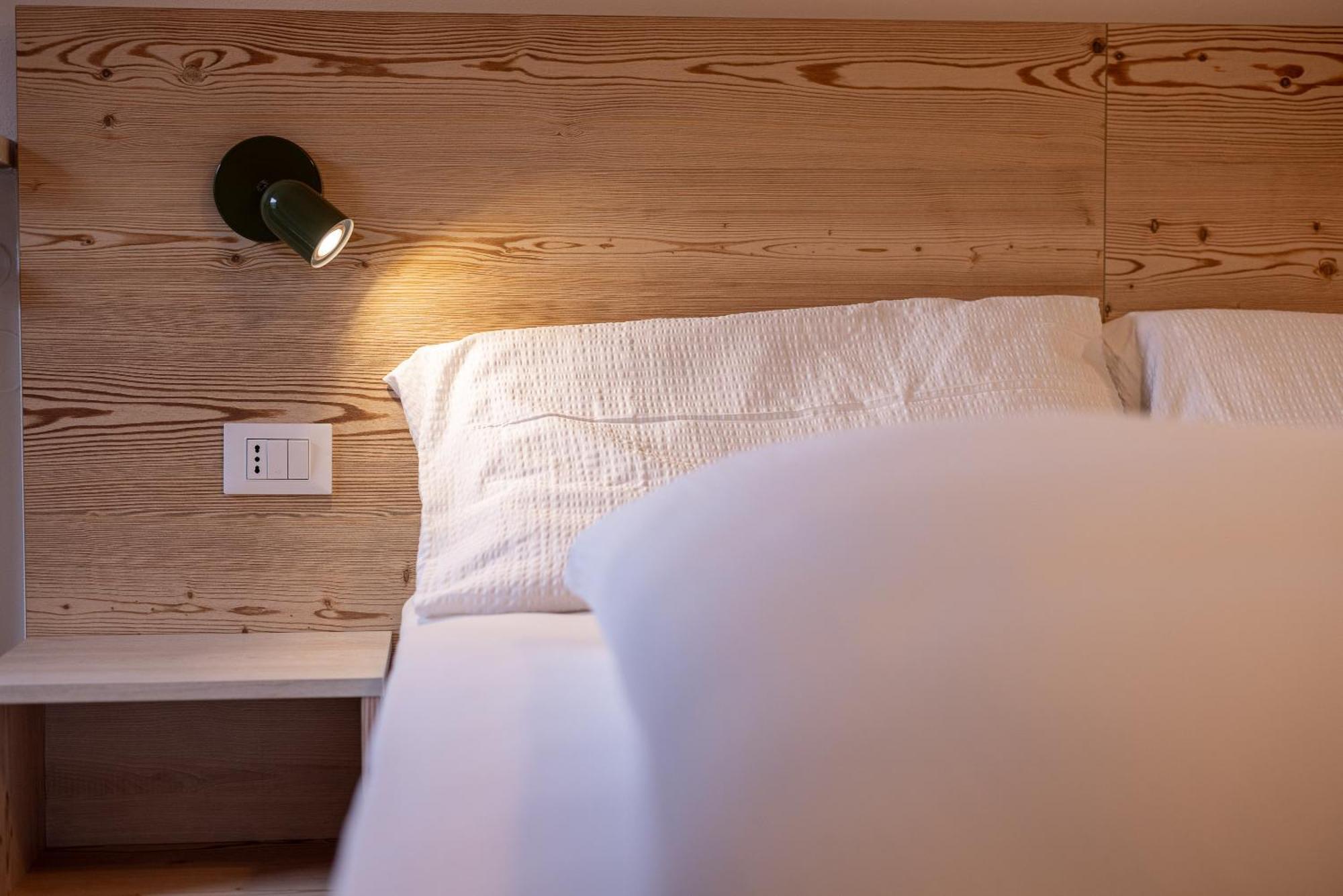 San Pietro Dolomiti Small Budget Hotel *