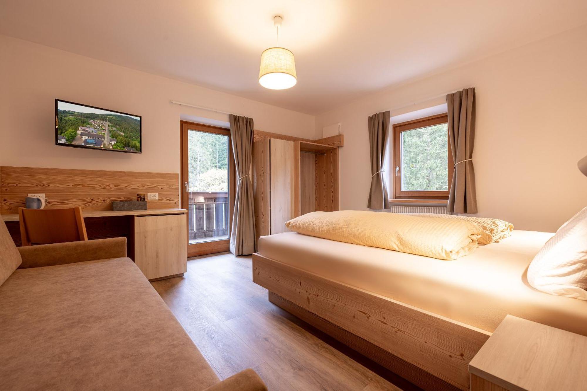 San Pietro Dolomiti Small Budget